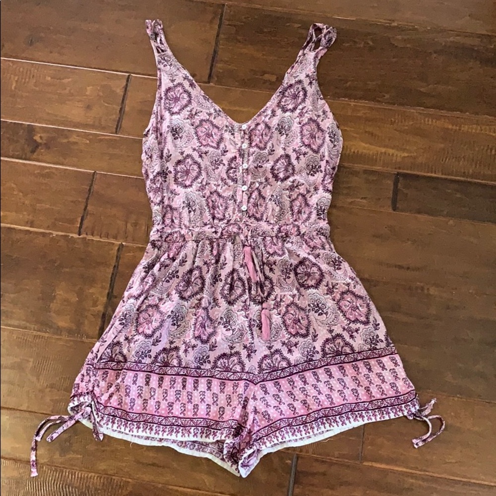 HOLLISTER PAISLEY ROMPER